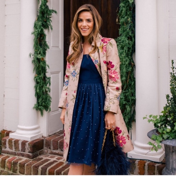 Gal meets Glam Delores pearl mesh and crepe dress - Picture 2 of 7